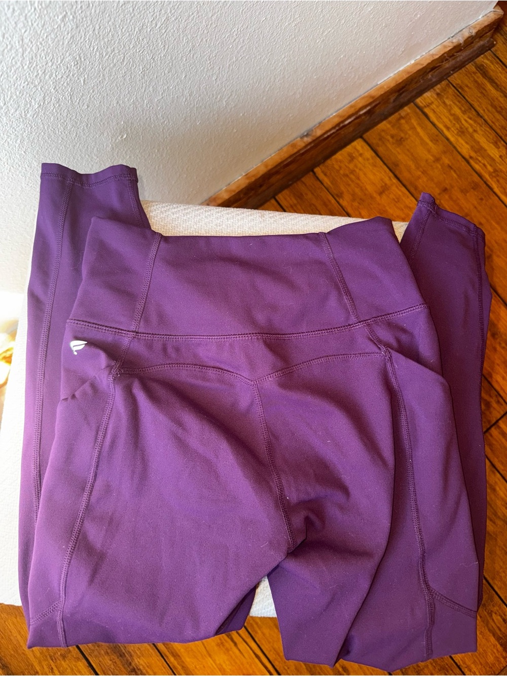 Fabletics wine colored leggings size small